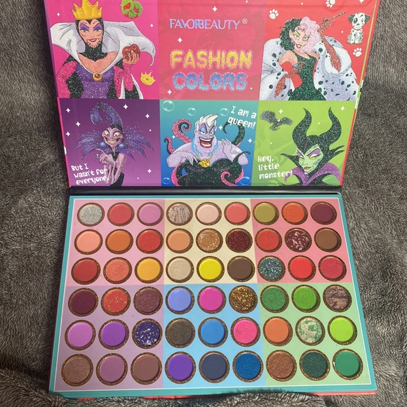 54 Pan Disney Villains Eyeshadow Palette - Picture 3 of 4
